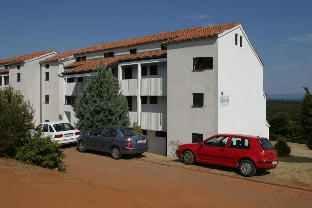 Apartments Hostin Roza Duga Uvala Pavicini Esterno foto